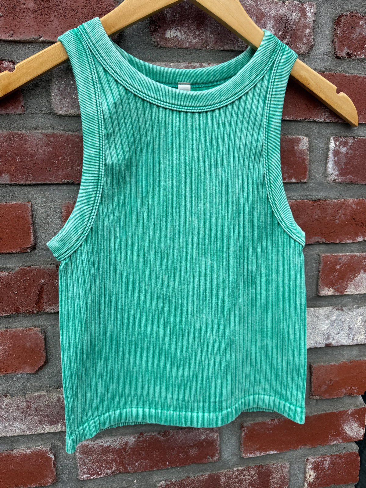 Ribbed Tank
