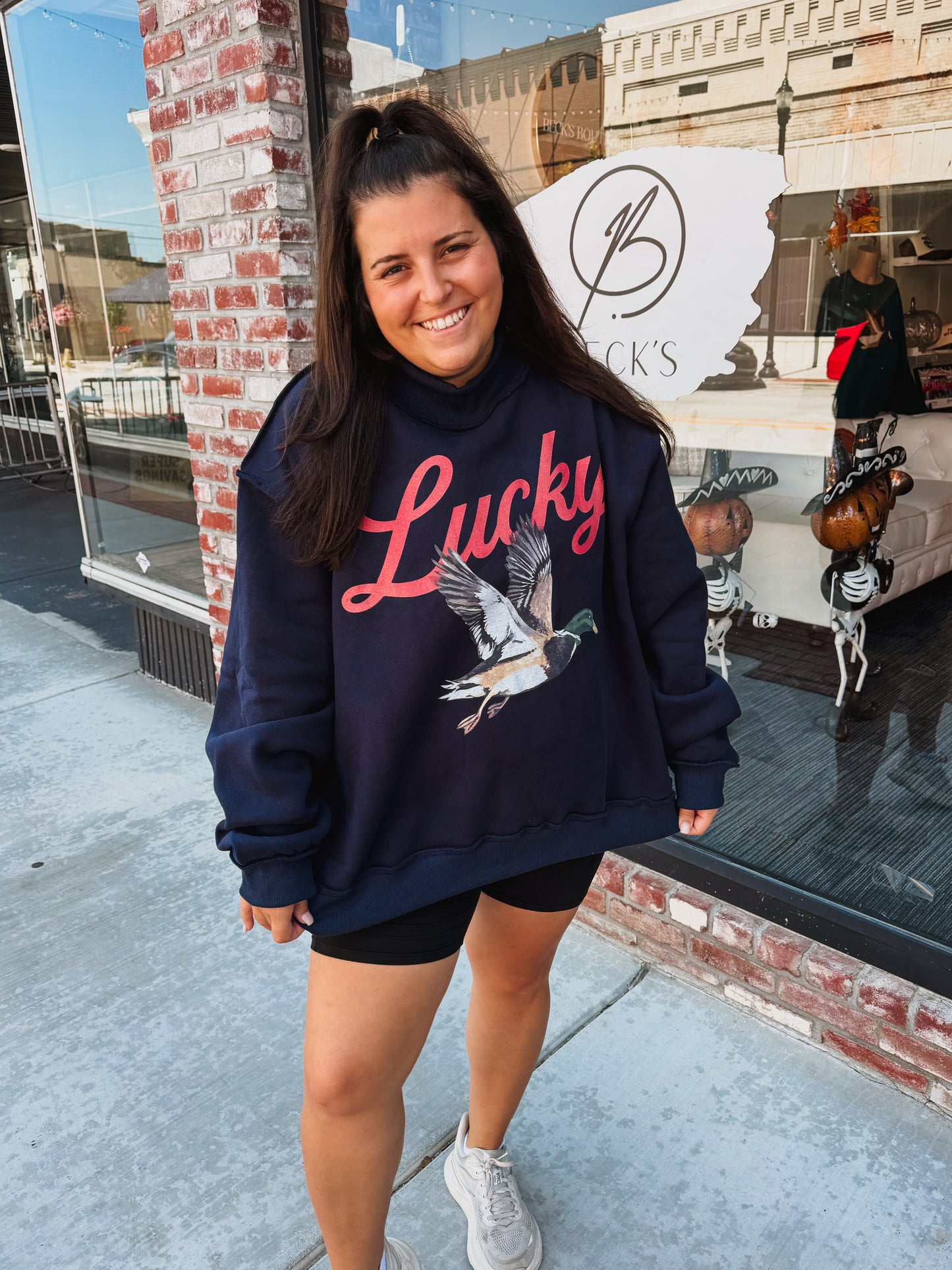 Lucky Duck Mockneck
