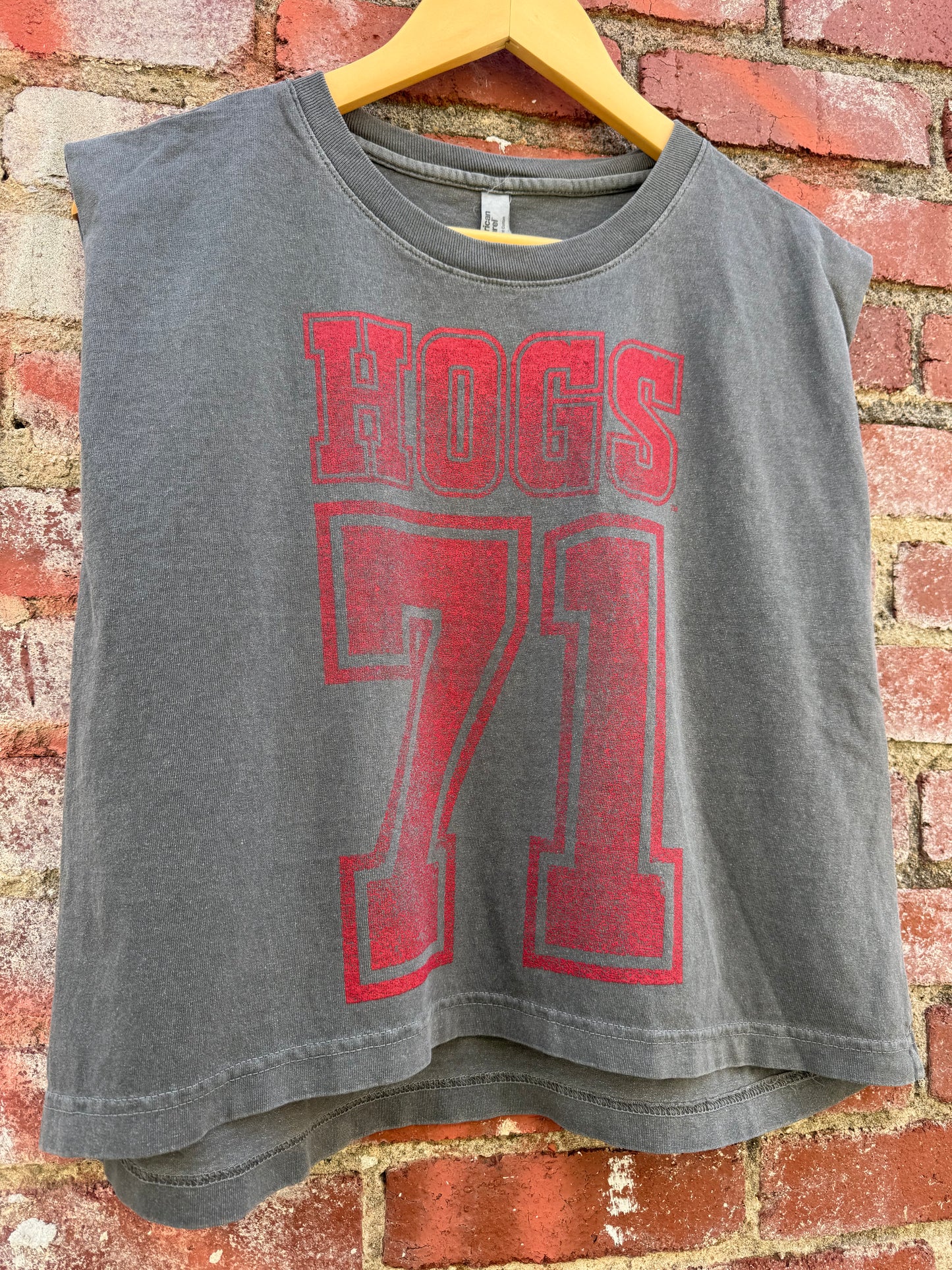 Hogs 71 Tank