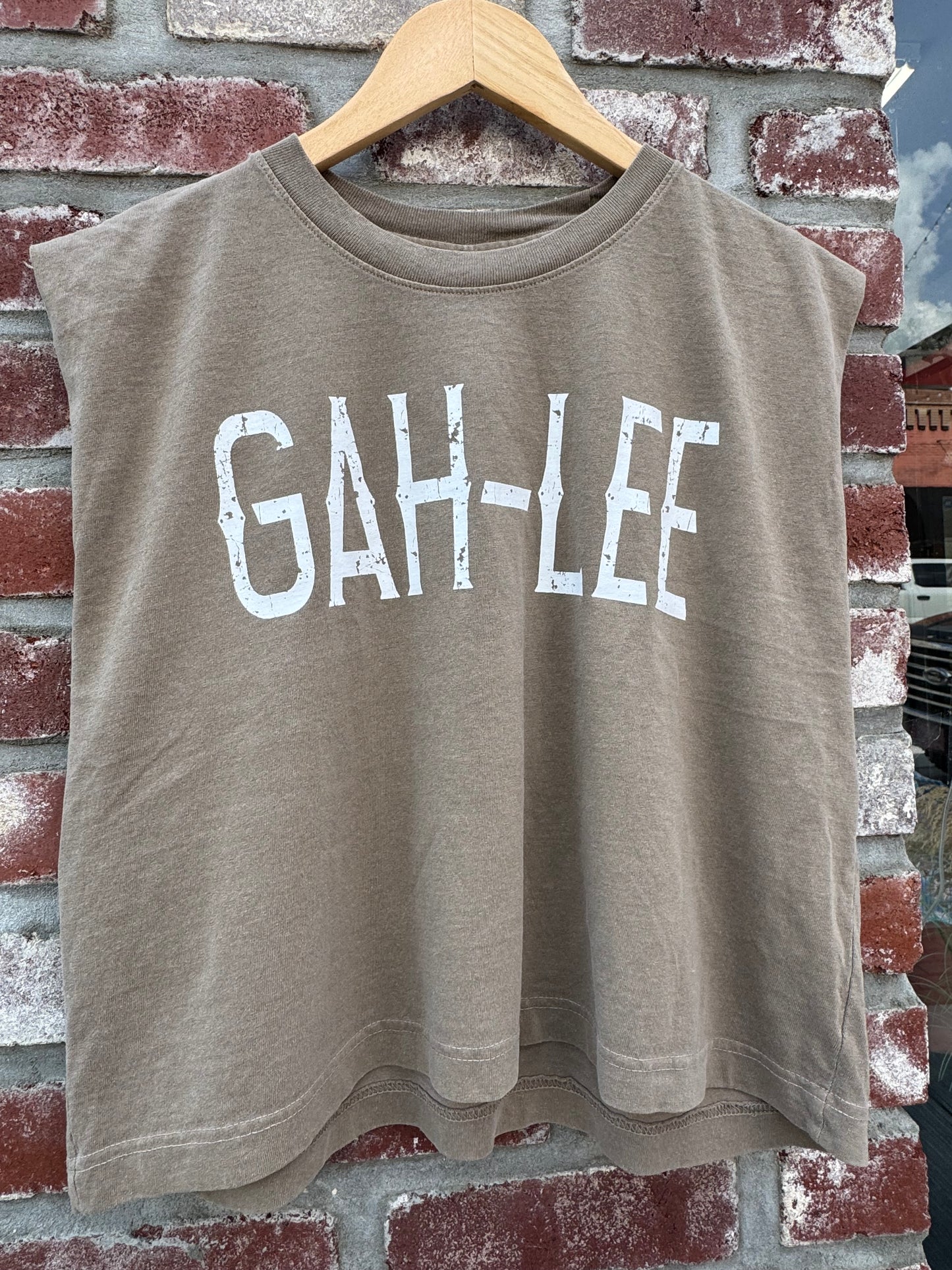 Gah-lee Muscle Tee